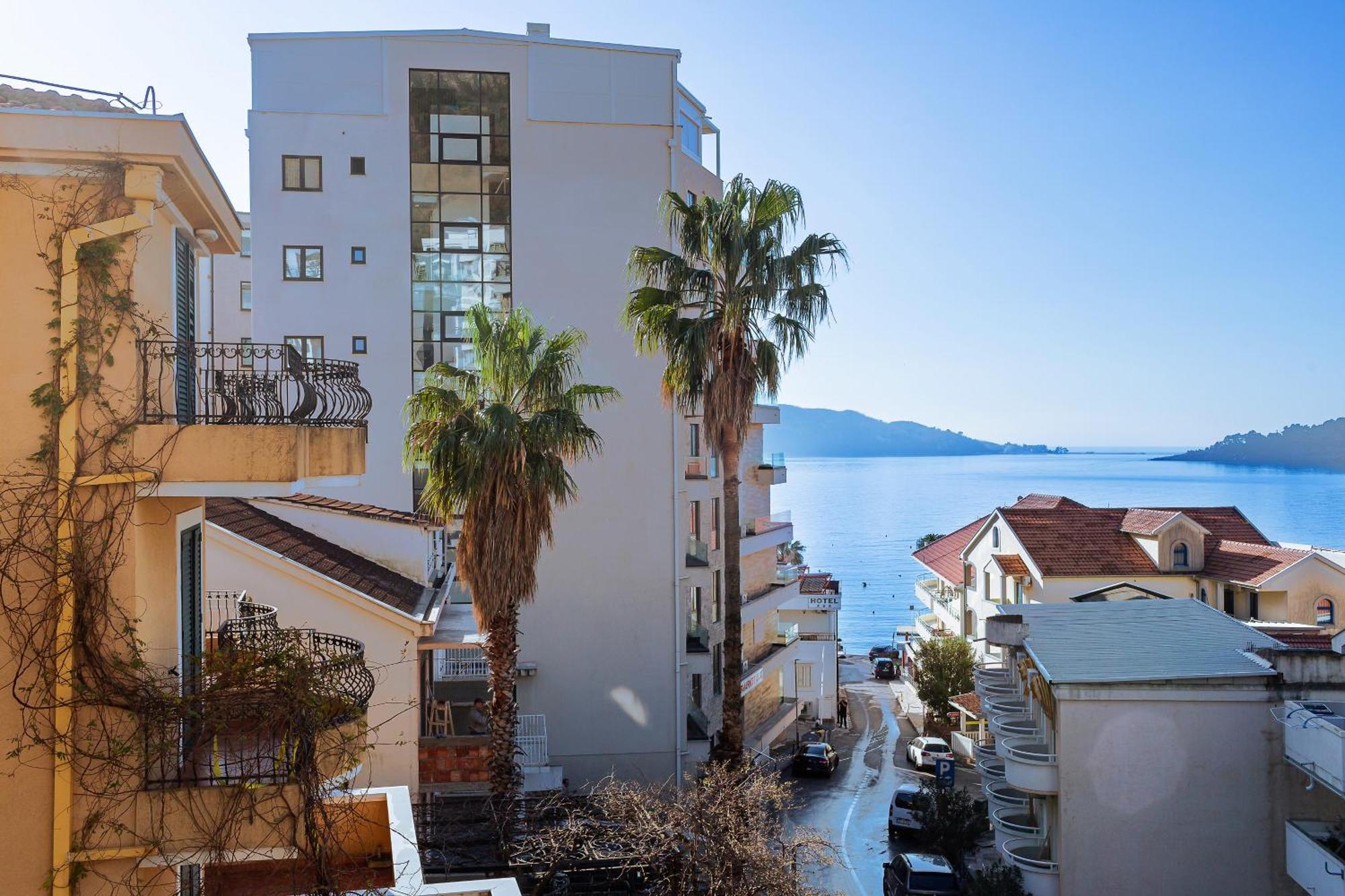 Hotel La Mer Budva Eksteriør billede