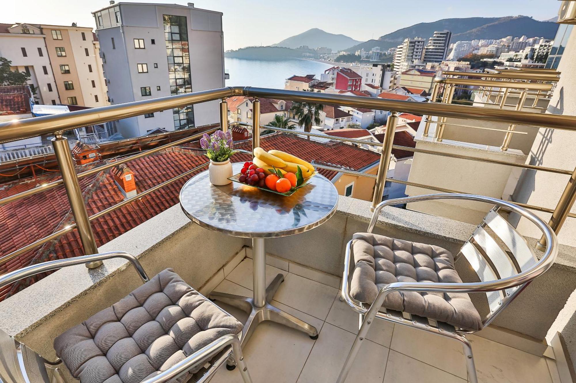 Hotel La Mer Budva Eksteriør billede