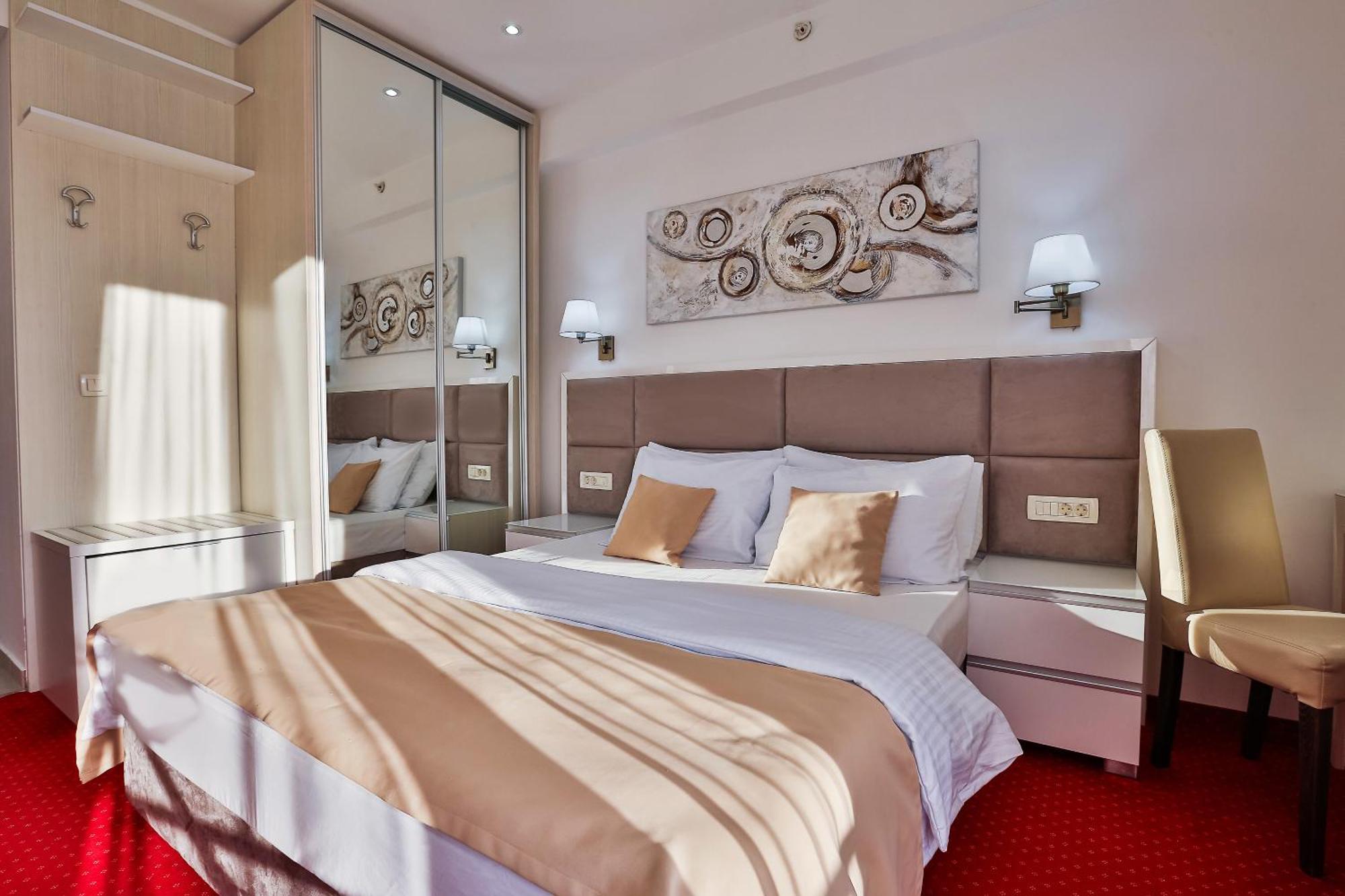 Hotel La Mer Budva Eksteriør billede